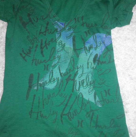 🛍Hurley woman's shirt - Picture 2 of 3
